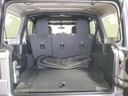 Used 2021 Jeep Wrangler Unlimited Sport image 24