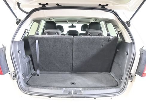 Used 2020 Dodge Journey SE w/ Blacktop Package FWD image 14