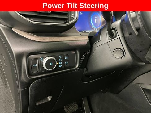 Used 2020 Ford Explorer Platinum w/ Premium Technology Package AWD/4WD image 6