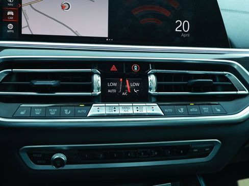 Used 2020 BMW X5 sDrive40i w/ Premium Package RWD image 18