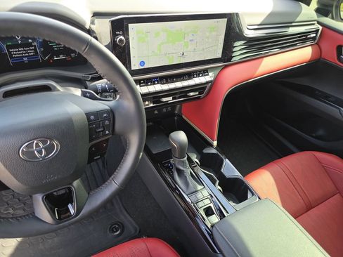 Used 2025 Toyota Camry XSE w/ Premium Plus Package AWD/4WD image 23