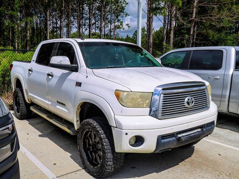 Used 2011 Toyota Tundra Limited w/ Memory Pkg AWD/4WD image 1