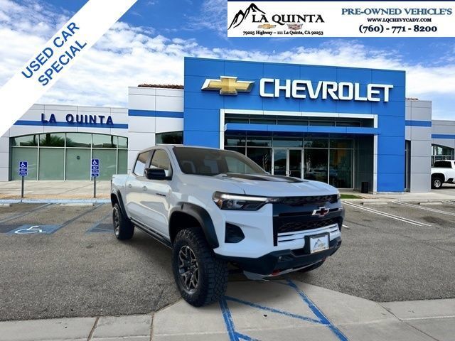 Used 2025 Chevrolet Colorado ZR2 w/ Technology Package AWD/4WD image 1