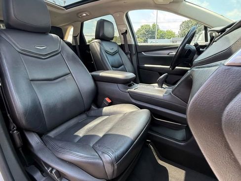 Used 2017 Cadillac XT5 Luxury image 13