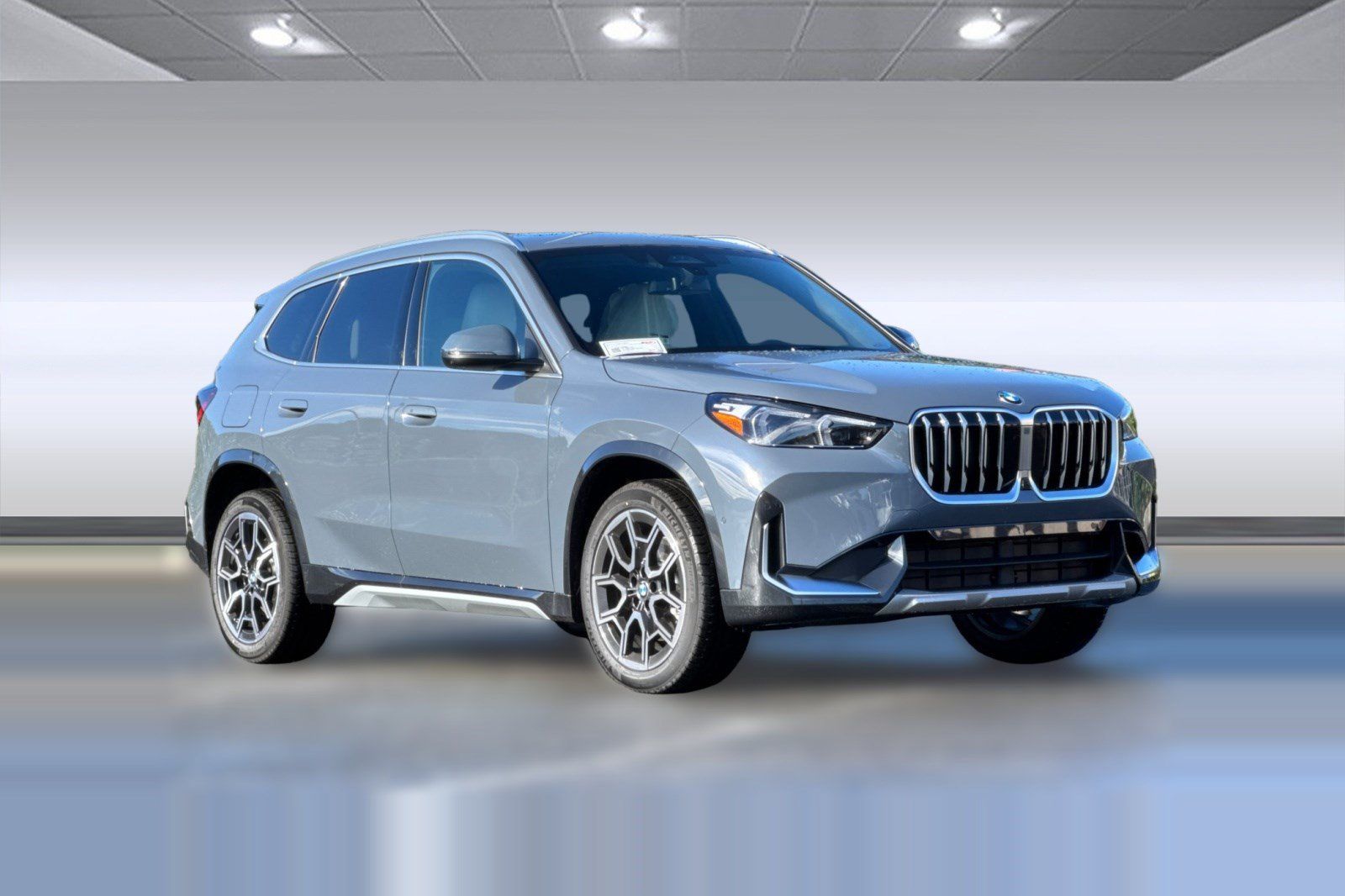 Used 2026 BMW X1 xDrive28i w/ Technology Package AWD/4WD image 7