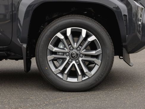 New 2026 Toyota 4Runner Limited AWD/4WD image 5