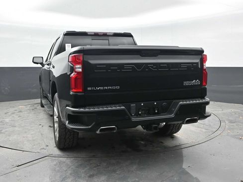 Used 2021 Chevrolet Silverado 1500 High Country w/ Technology Package AWD/4WD image 10