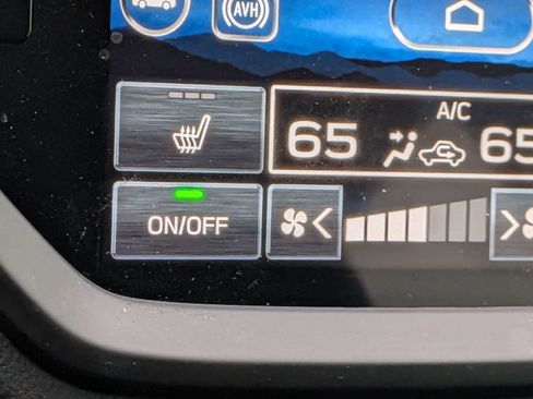Used 2025 Subaru Ascent Onyx Edition AWD/4WD image 22