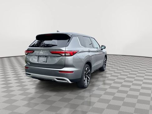 Used 2023 Mitsubishi Outlander SE FWD image 11