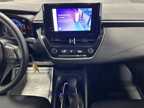 Used 2026 Toyota Corolla LE FWD image 24