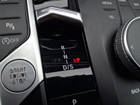 Used 2023 BMW 330i xDrive Sedan w/ Premium Package image 16