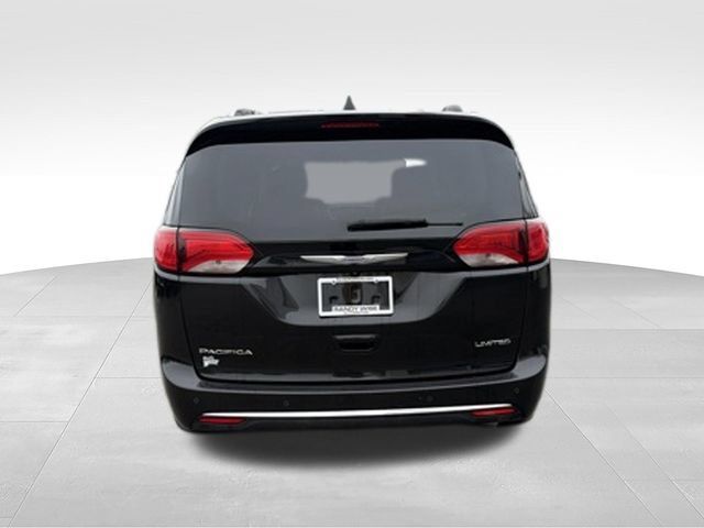 Used 2019 Chrysler Pacifica Limited FWD image 4