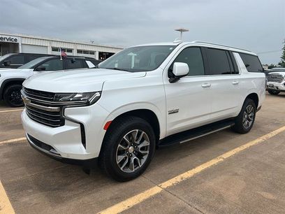 Certified 2023 Chevrolet Suburban LT w/ Luxury Package