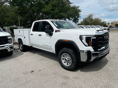 New 2024 GMC Sierra 3500 Pro w/ Convenience Package