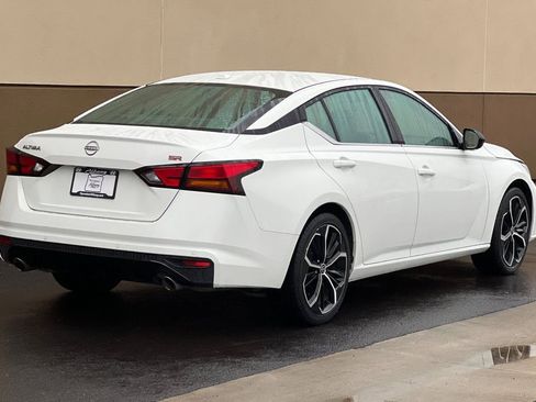 Used 2023 Nissan Altima 2.5 SR image 4