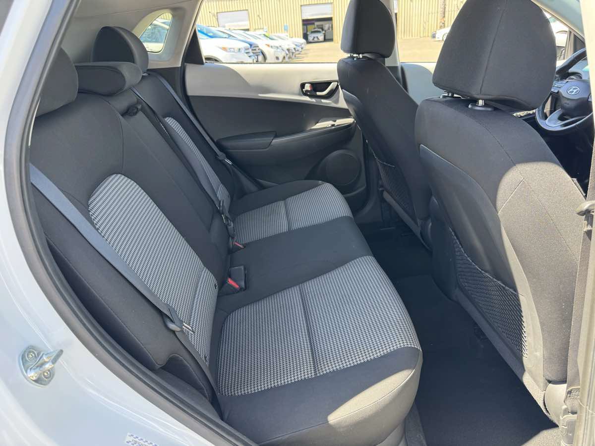 Used 2019 Hyundai Kona SEL w/ SEL Tech Package 02 AWD/4WD image 17