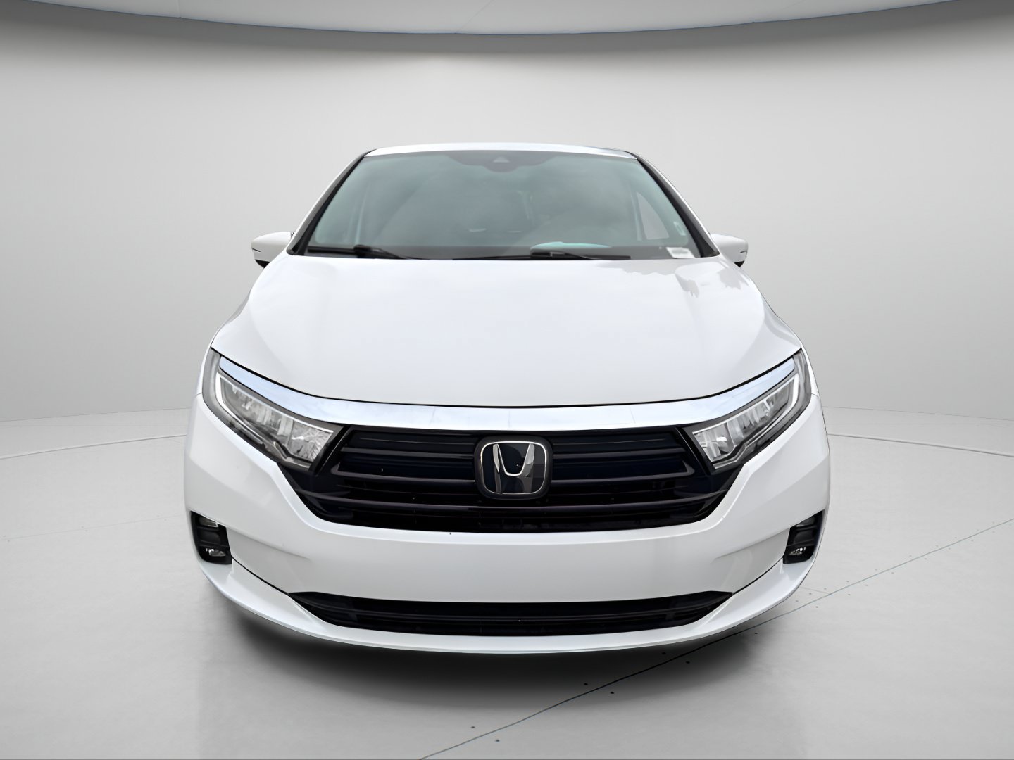 Used 2024 Honda Odyssey EX-L image 2