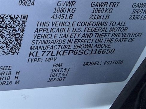 Used 2025 Chevrolet Trax ACTIV w/ Driver Confidence Package image 30