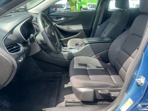 Used 2024 Chevrolet Malibu LS FWD image 16