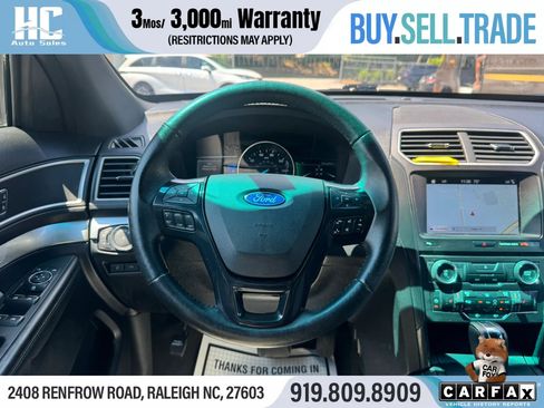 Used 2017 Ford Explorer XLT w/ Equipment Group 202A AWD/4WD image 27