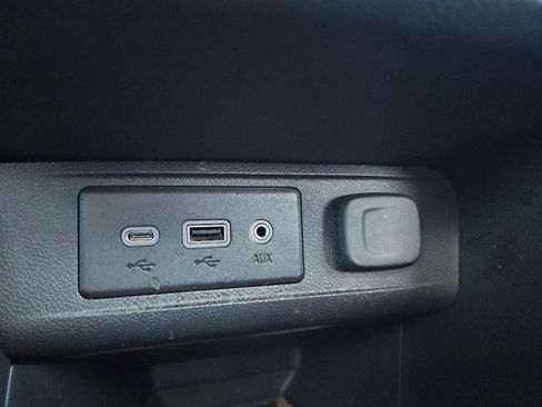 Certified 2023 Buick Encore GX Select w/ Sport Touring Package image 31