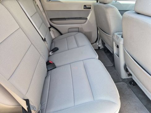 Used 2011 Ford Escape XLT w/ 202A Rapid Spec Order Code FWD image 21