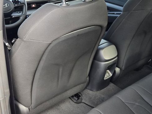 New 2026 Hyundai Elantra SEL Sport Premium FWD image 17