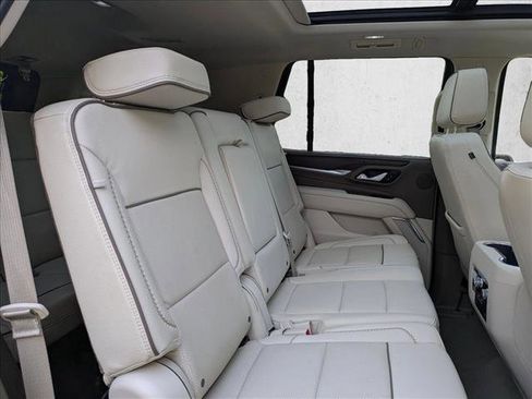 Used 2023 GMC Yukon Denali w/ LPO, Floor Liner Package RWD image 19