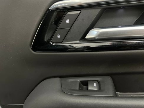 Used 2025 Chevrolet Tahoe LT image 20