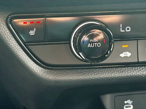 Certified 2026 Honda HR-V Sport image 19