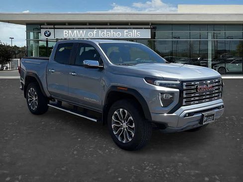 Used 2023 GMC Canyon Denali AWD/4WD image 1