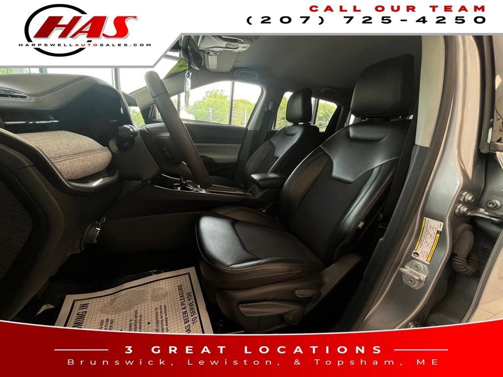 Used 2022 Jeep Compass Latitude AWD/4WD image 10