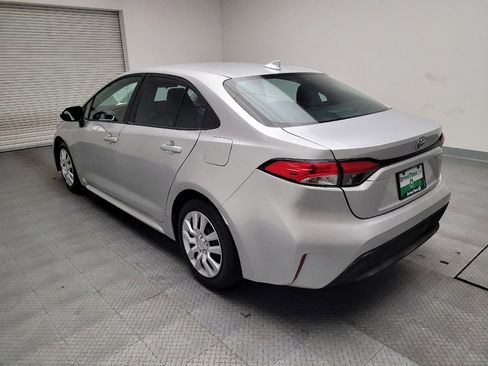 Used 2021 Toyota Corolla LE image 5