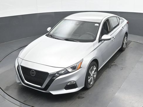 Used 2021 Nissan Altima 2.5 S FWD image 32