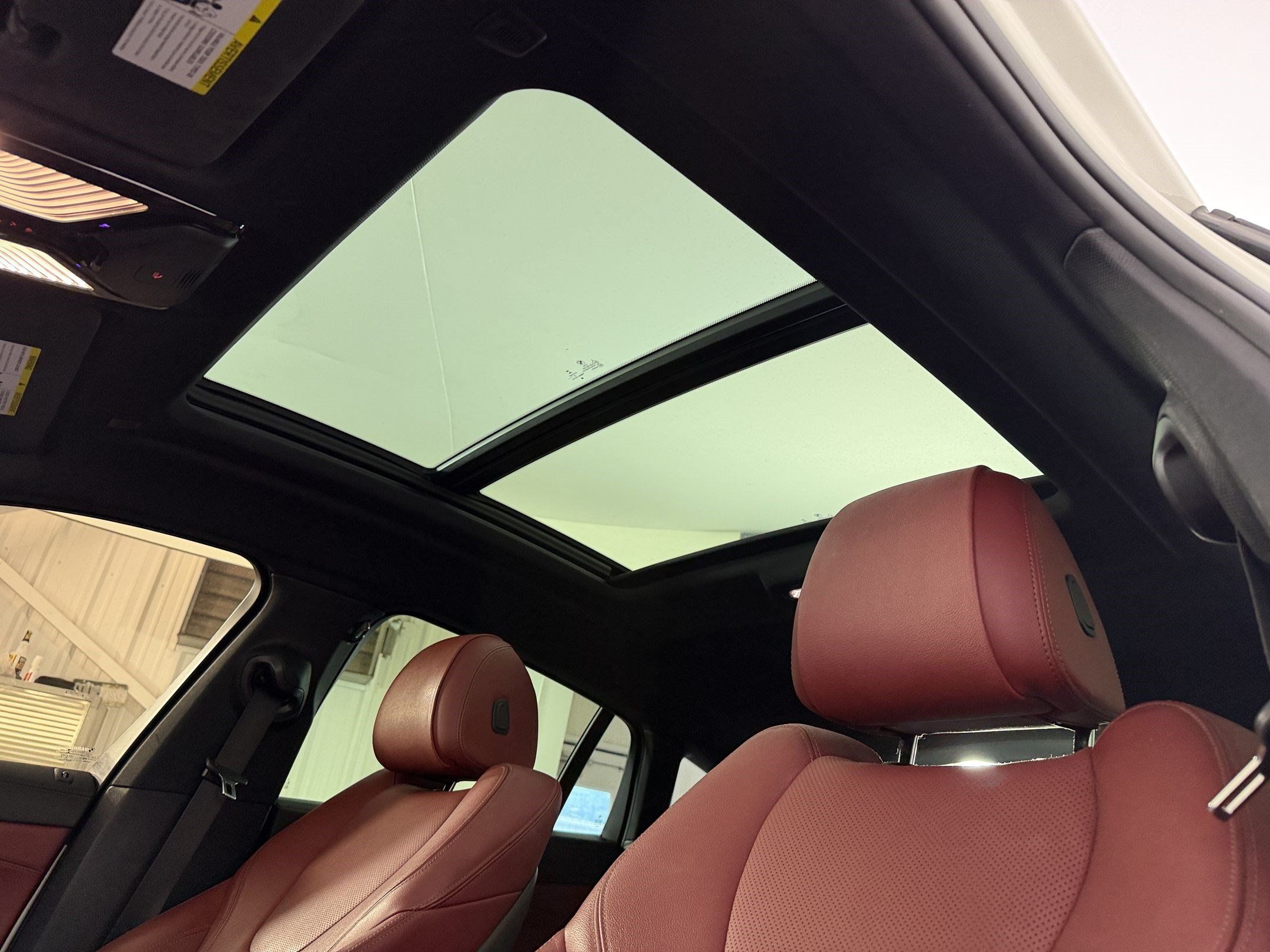 Used 2022 BMW X6 xDrive40i w/ M Sport Package AWD/4WD image 24