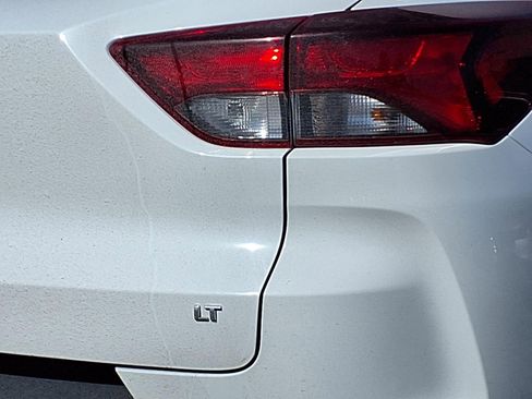 Used 2025 Chevrolet TrailBlazer LT image 21