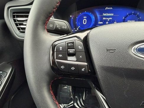 Certified 2022 Ford Escape SEL w/ SEL Stealth AWD Package image 19