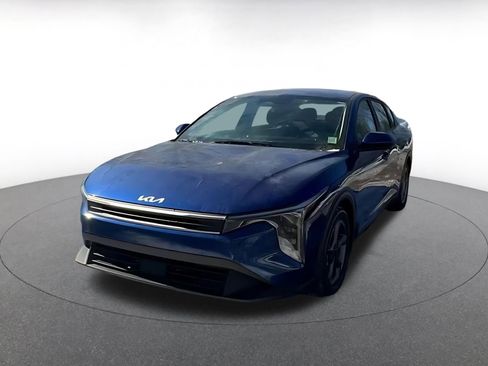 Used 2025 Kia K4 LXS image 7