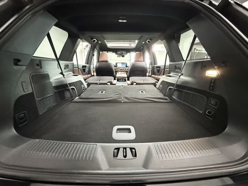 Used 2025 Lincoln Aviator Reserve w/ Jet Appearance Package AWD/4WD image 30