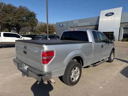 Used 2011 Ford F150 XLT w/ XLT Convenience Pkg image 3