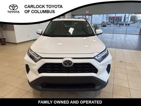 Used 2025 Toyota RAV4 XLE w/ Convenience Package image 4