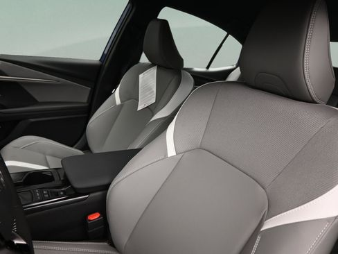 New 2026 Toyota Camry SE FWD image 28