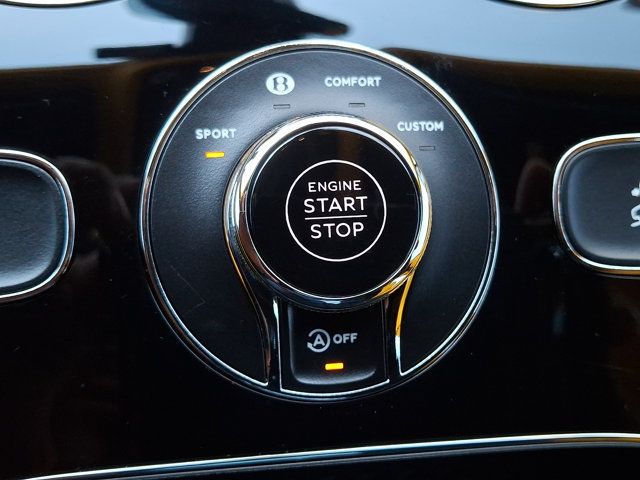 Used 2023 Bentley Bentayga AWD/4WD image 26