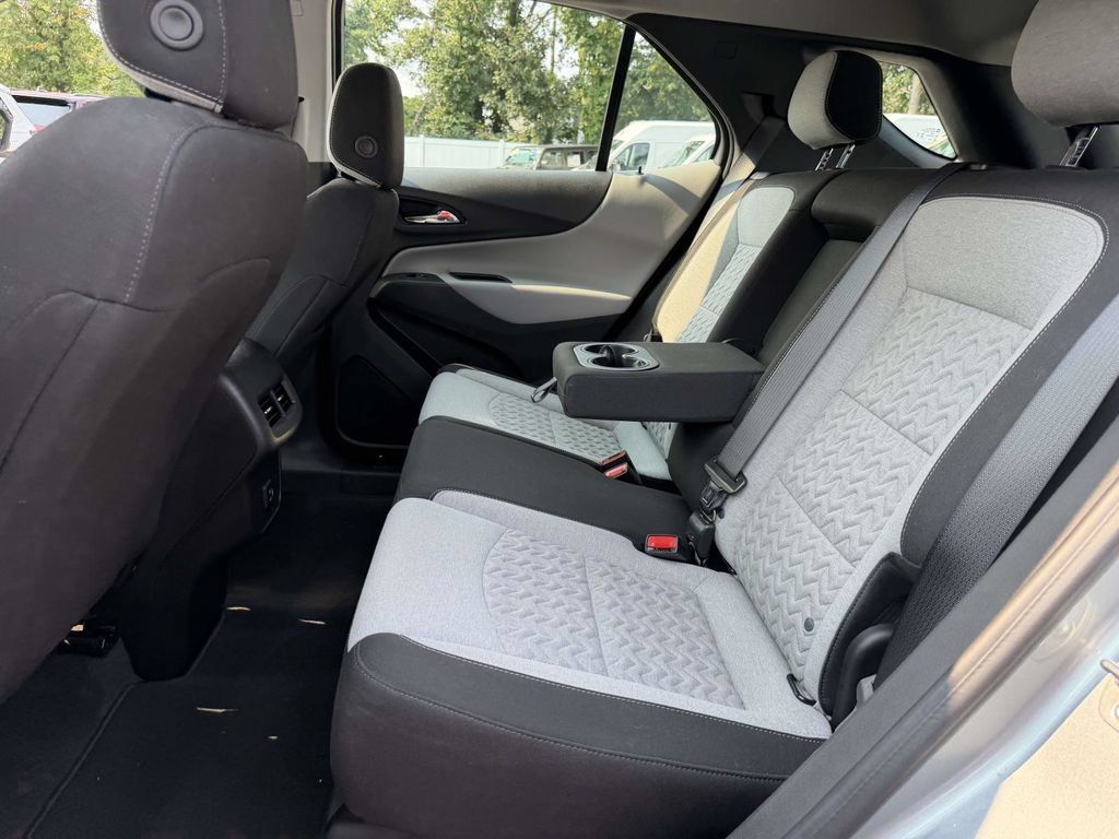 Used 2024 Chevrolet Equinox LS FWD image 20