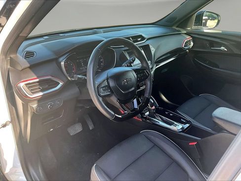 Used 2022 Chevrolet TrailBlazer RS AWD/4WD image 22