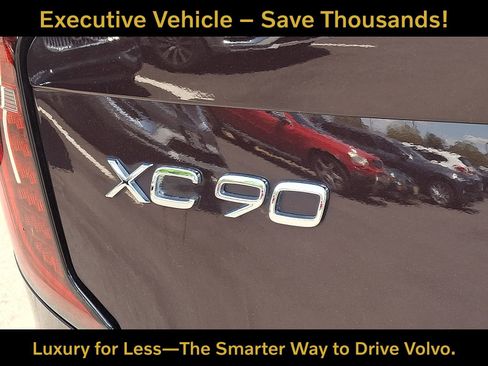 Certified 2026 Volvo XC90 B6 Plus w/ Protection Package Premier AWD/4WD image 29