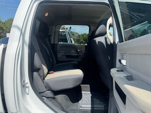 Used 2011 RAM 2500 SLT image 18