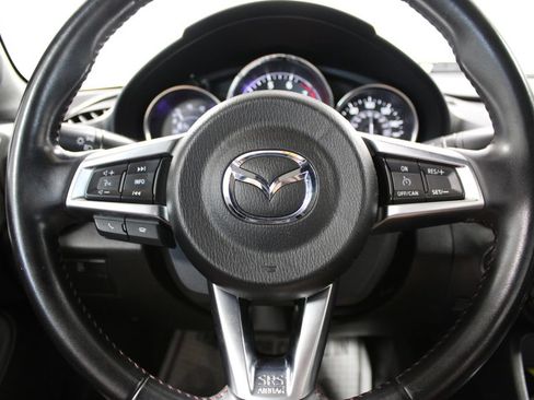 Used 2016 MAZDA MX-5 Miata Club RWD image 25