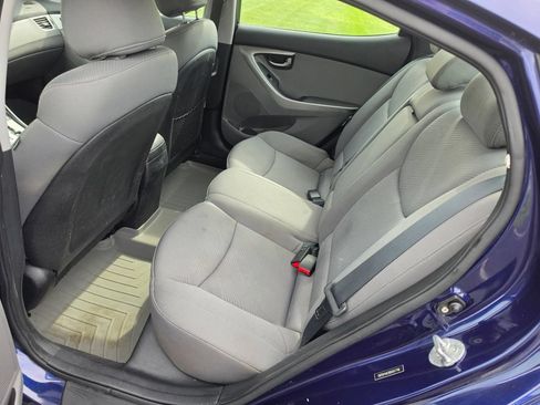 Used 2011 Hyundai Elantra GLS FWD image 12
