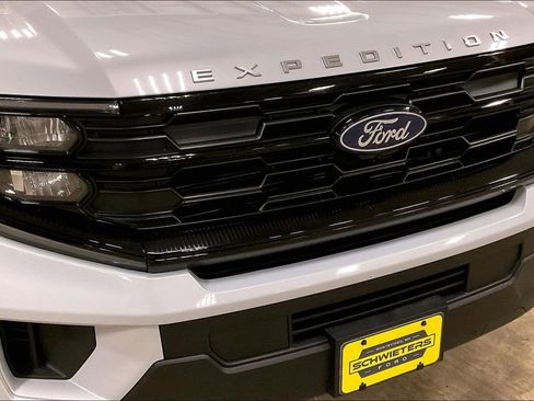 Certified 2025 Ford Expedition Max Active AWD/4WD image 30